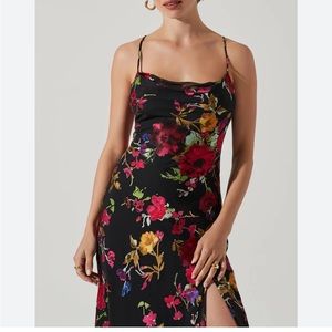 NWT ASTR the Label GAIA FLORAL MIDI DRESS